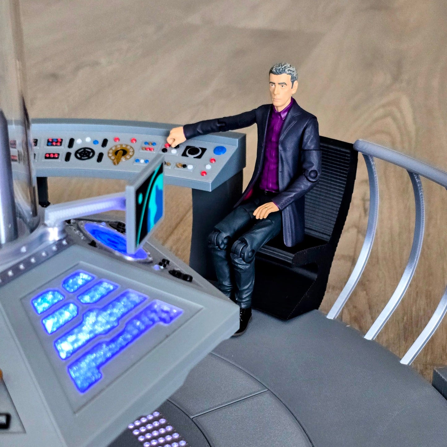 12th Doctor Who TARDIS Console Room Set (5.5" figure scale)