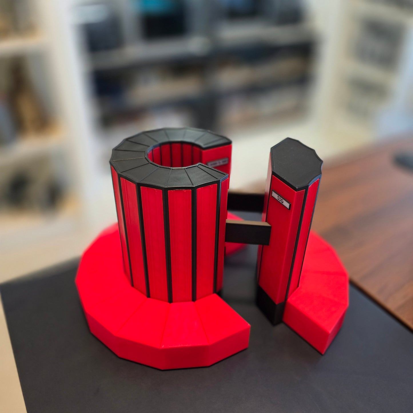 CRAY X-MP   1980s Supercomputer 1:11 Scale Replica