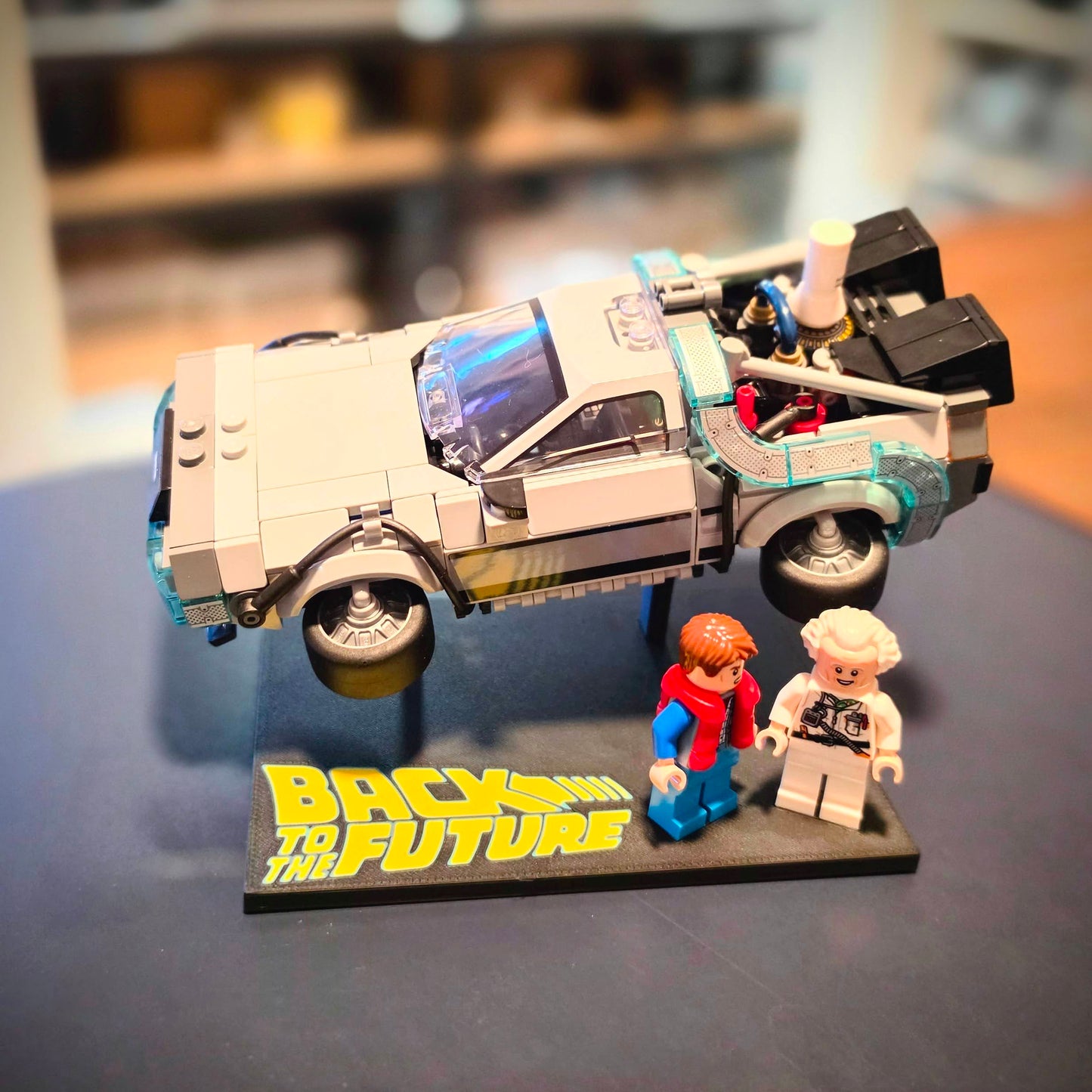 BTTF themed stand compatible with Speed Champions set 77256