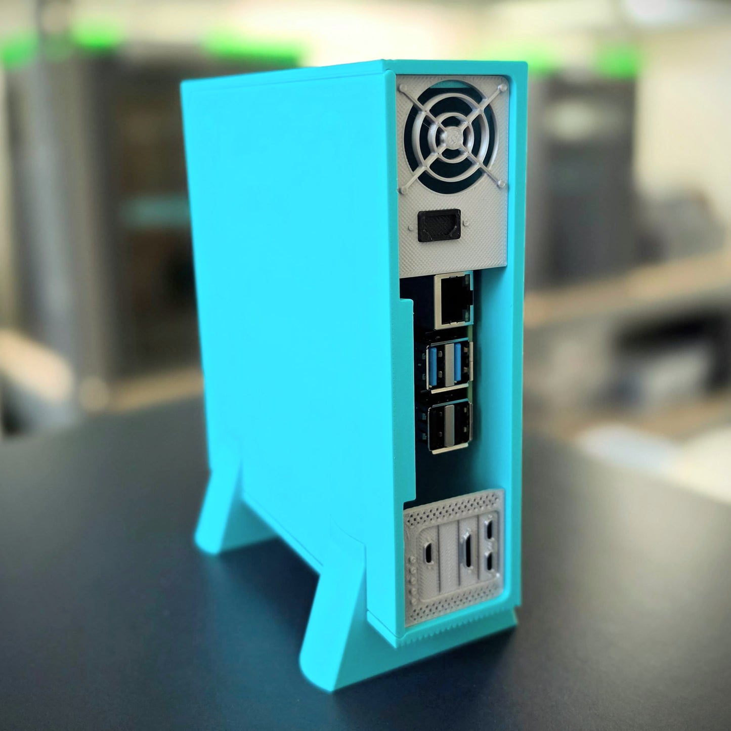 SGI Indigo 2 Raspberry Pi Case - 1:3 Scale