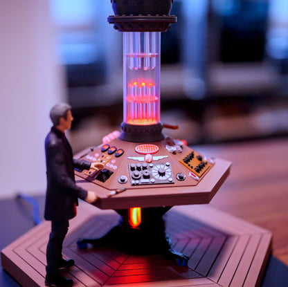 Eighth Doctor Who TARDIS Console (5.5" figure scale - 1996 movie)